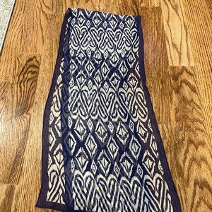 Adrienne Vittadini Womens Blue and Tan Scarf